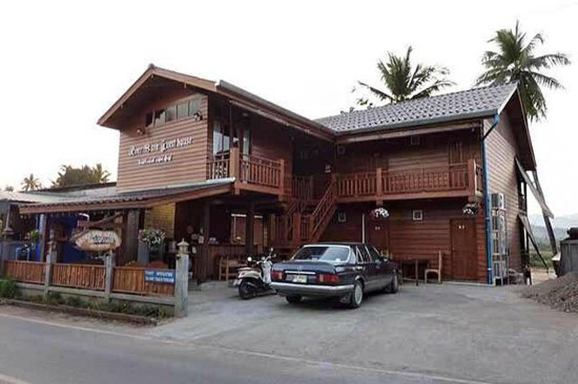 River Bank Resort Mae Sariang Exterior foto